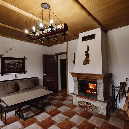 Holiday home Котедж Яблуниця *