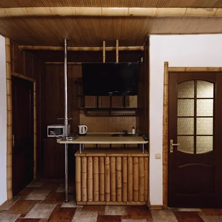 Holiday home Котедж Яблуниця Yablunytsya