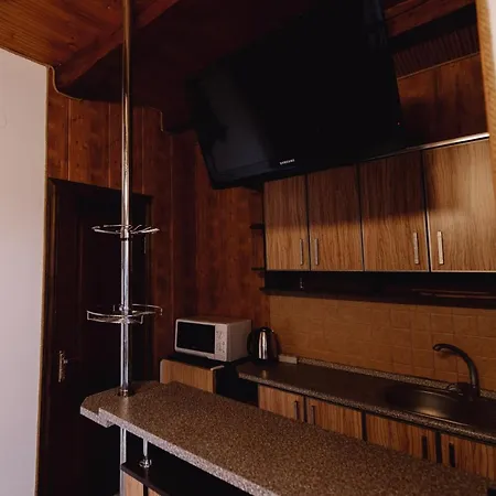 Holiday home Котедж Яблуниця Yablunytsya